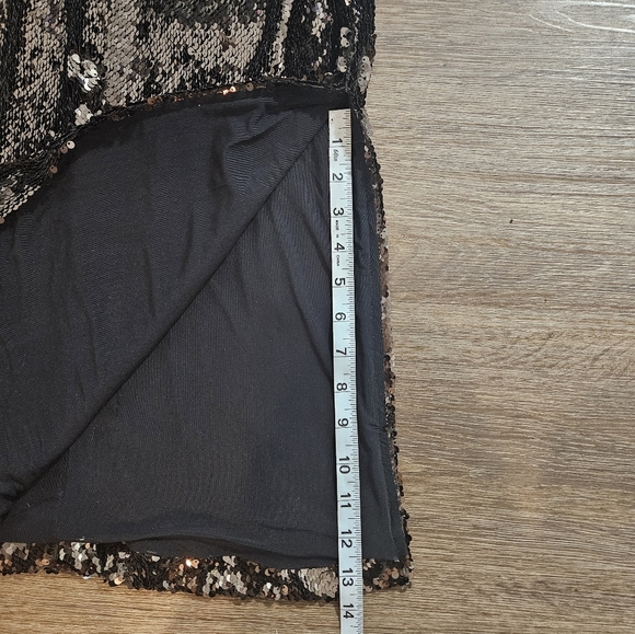 Ted Baker Gold Dress Mettalic Sequin Fitted Midi Dress NWT sz 6 - Picture 12 of 16